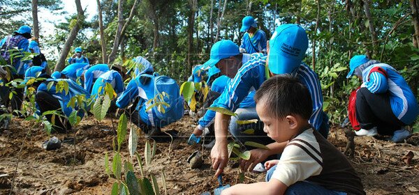 Jonathan Schrag Believes Environmental Issues Have A Great Role To Play In The Current Times