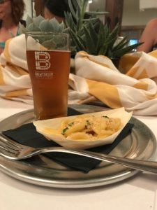 Mac 'n Beer Cheese + Electric Lederhosen Vienna Lager